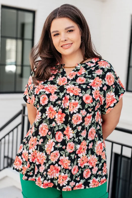 Lizzy Cap Sleeve Top in Black and Coral Floral Trendy Women's Oversized